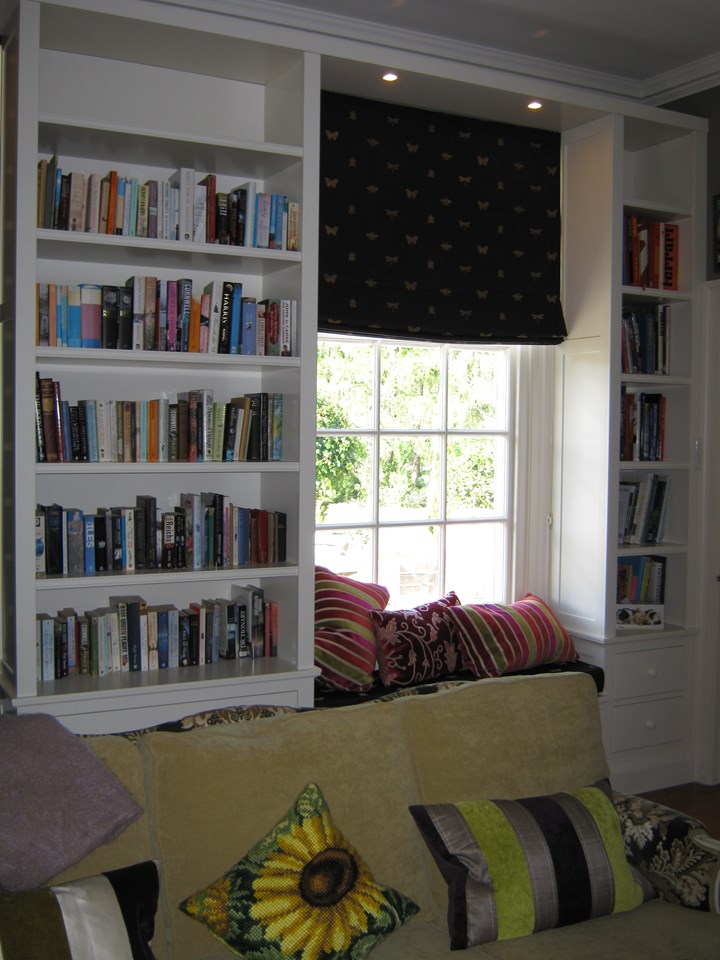 Bookshelf windowseat.jpg