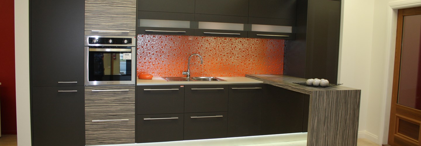 Orange kitchen.JPG